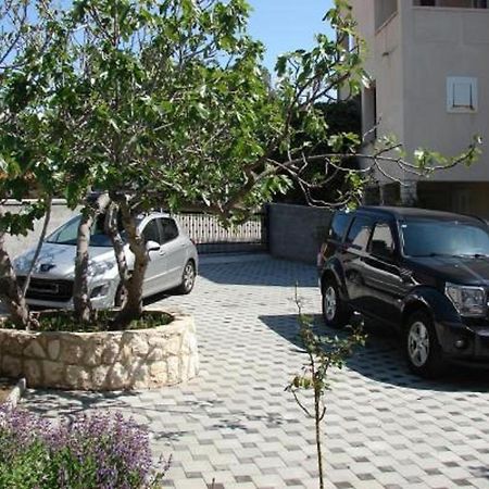 Bruna Apartment ラブ エクステリア 写真